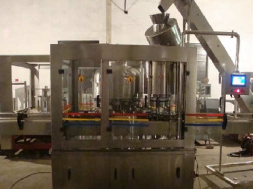 玻璃瓶三旋盖灌装机