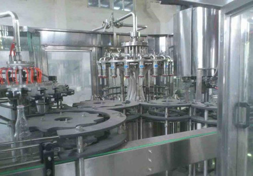 果汁饮料灌装机
